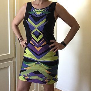BCBG Maxazria Geometric Sleeveless Shift Dress. XS